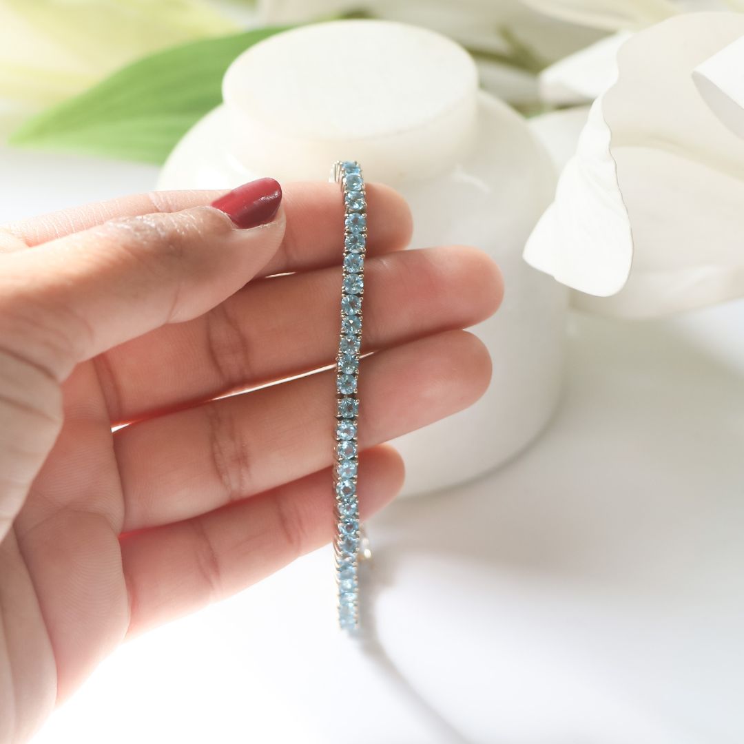 Blue Topaz Round Bracelet