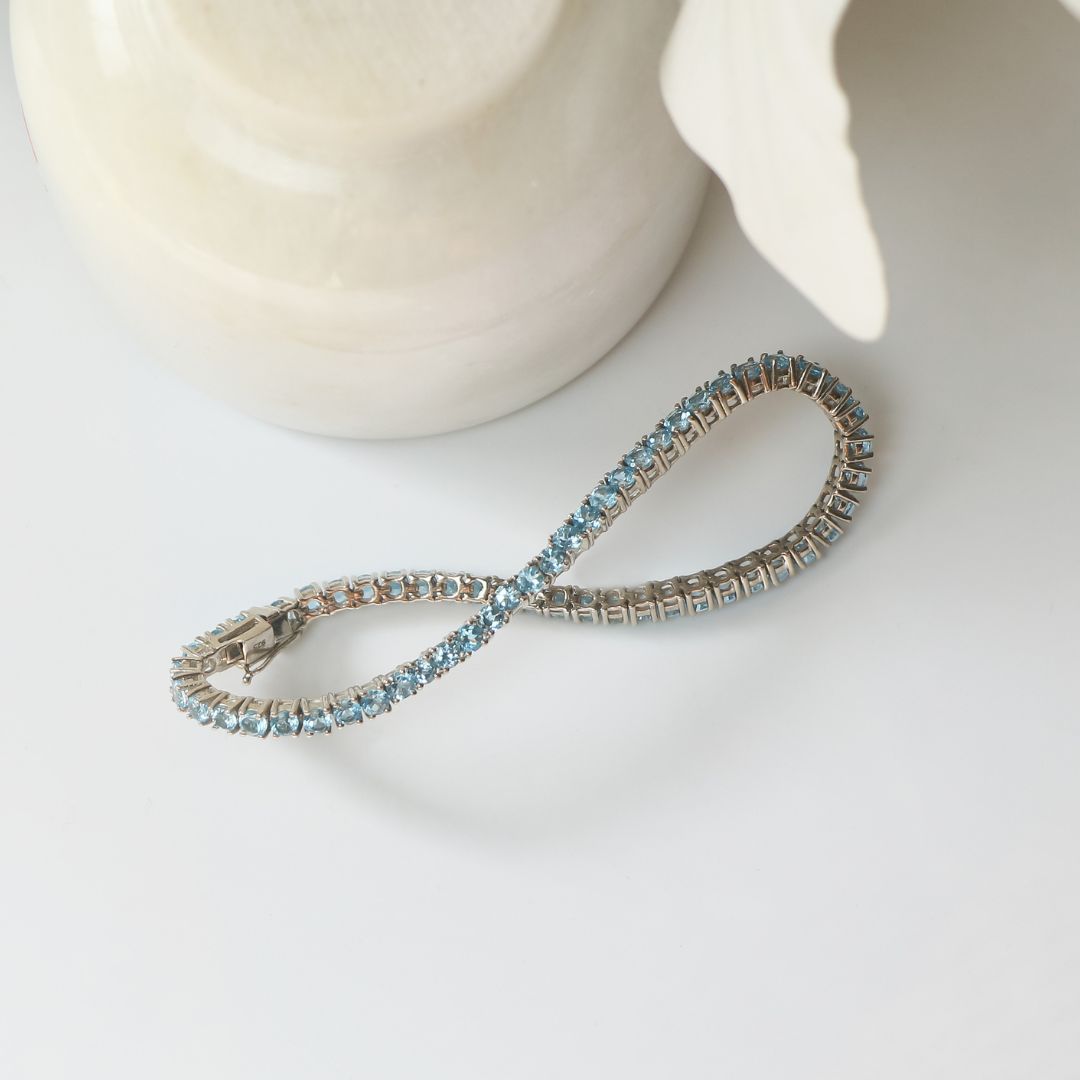 Blue Topaz Round Bracelet