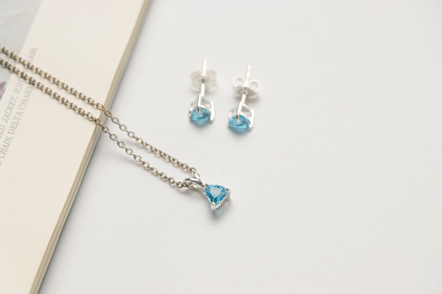 Blue Topaz Pendant Set